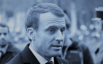 Quand Macron voit la vi(ll)e en bleu